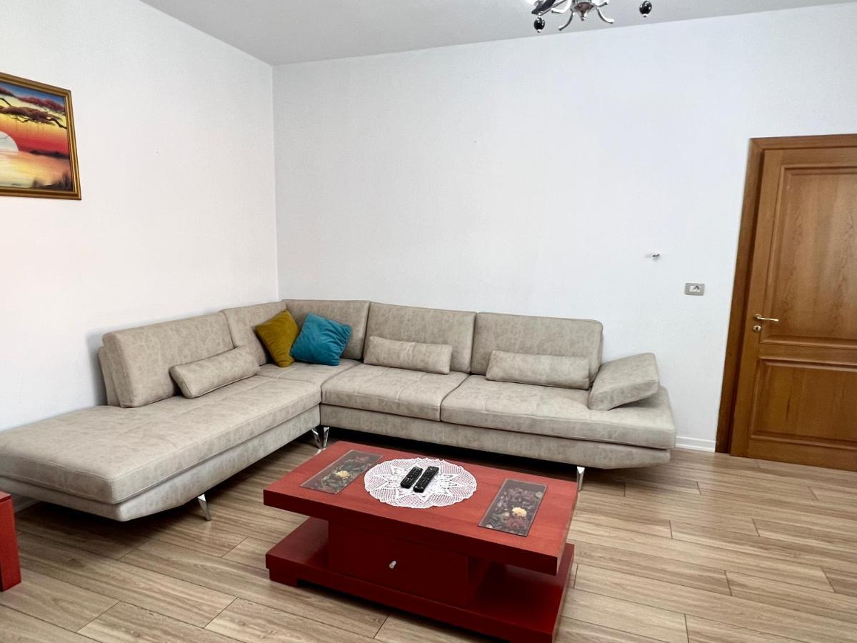 Comfort Home-Apartment Tirana Exterior photo